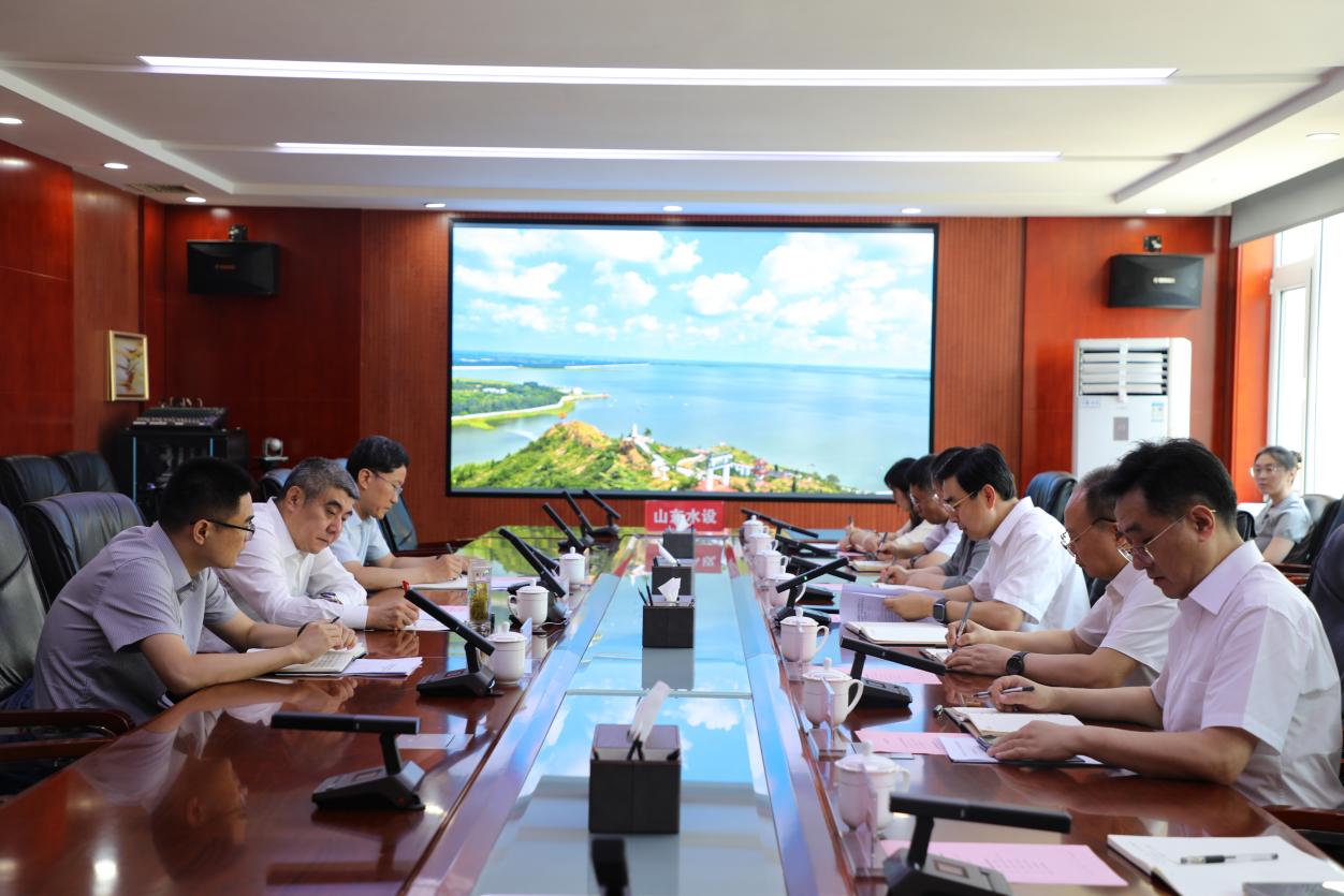 省國資委黨委委員、副主任周洪文一行到山東水設(shè)調(diào)研指導(dǎo)